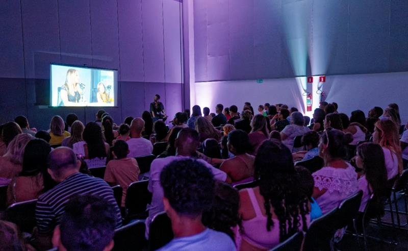 Oportunidades na moda e na publicidade chegam a Pouso Alegre em setembro