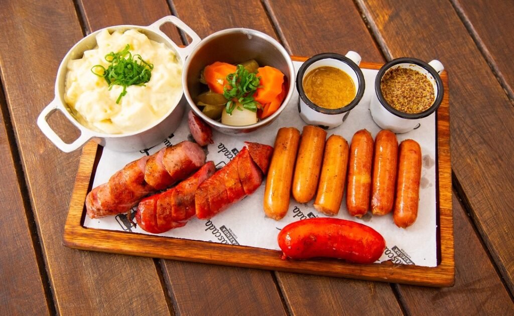 Fazenda Churrascada entra no clima da Oktoberfest e prepara programação especial para o feriado das crianças